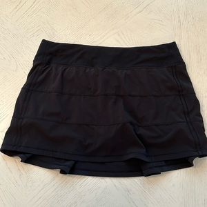 Lululemon Black Circuit Breaker Skirt 10